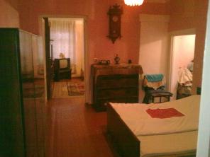 Продам 4-х комнатную квартиру в Тбилиси