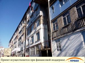 В Грузии на курорте Кобулети по адресу ул. Комахидзе №100, в 300 метрах от пляжа, сезонно сдаются 3-х комнатная квартира