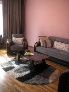 Сдается посуточно 2-комнатная отличная квартира в новом корпусе недалеко от метро Церетели